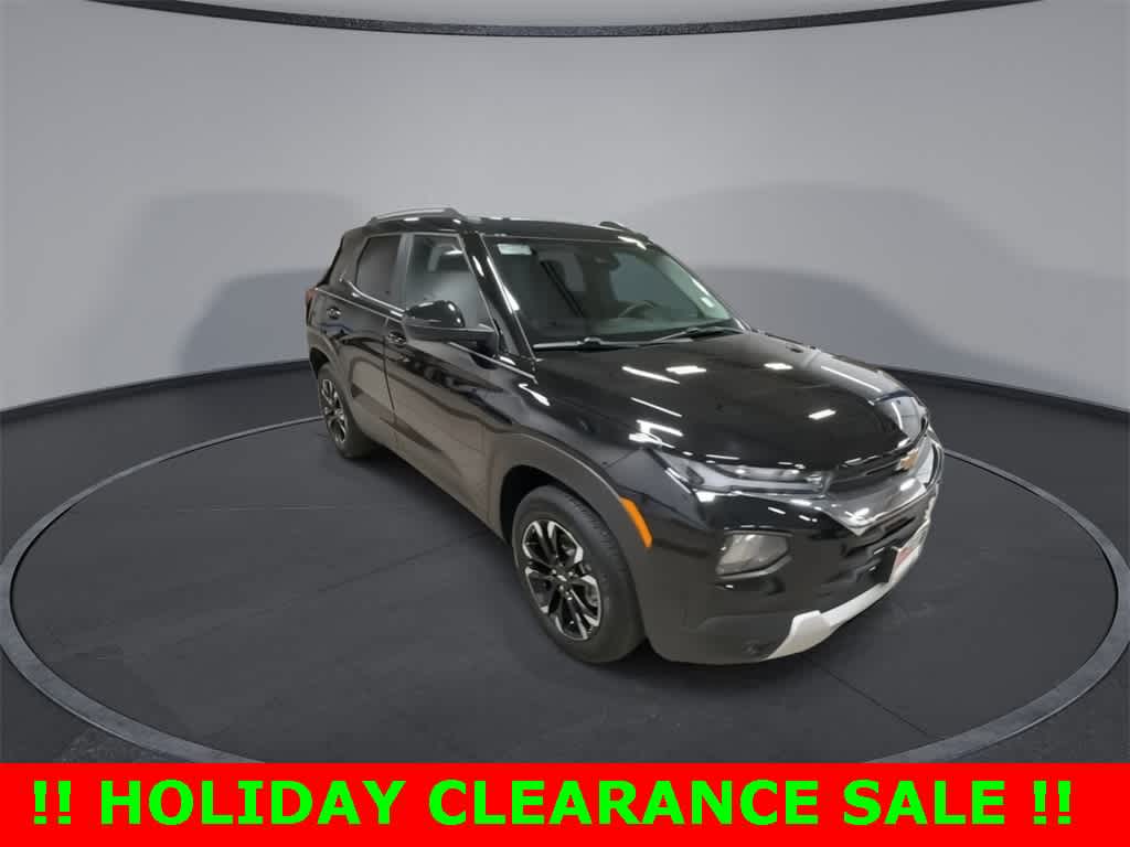 Thumbnail: 2023 Chevrolet TrailBlazer - 2