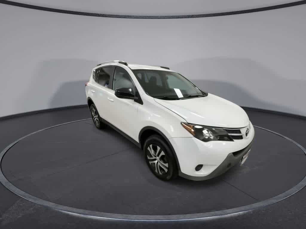 Thumbnail: 2015 Toyota RAV4 - 2