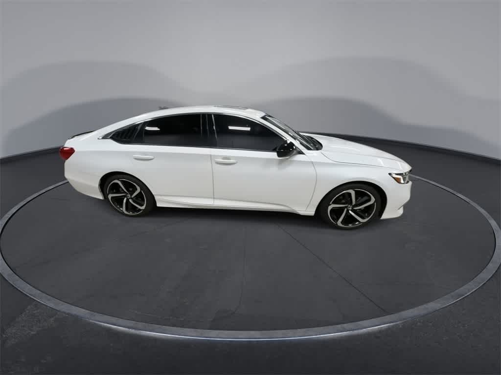 Thumbnail: 2022 Honda Accord - 9