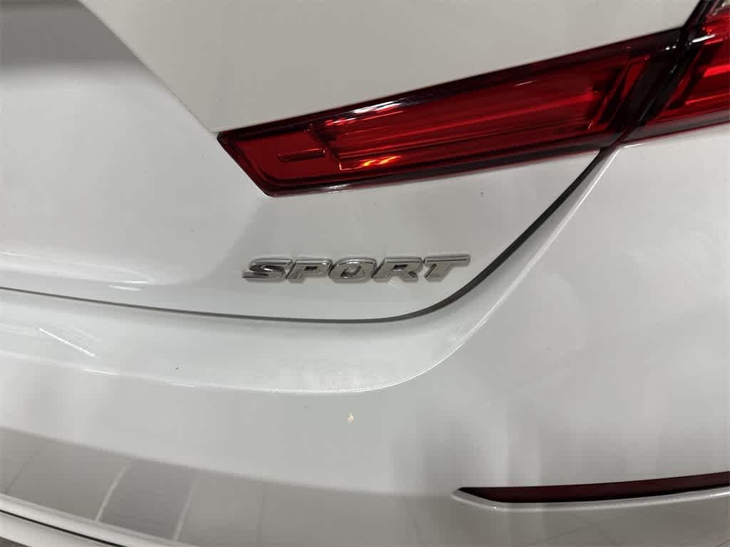 Thumbnail: 2022 Honda Accord - 26