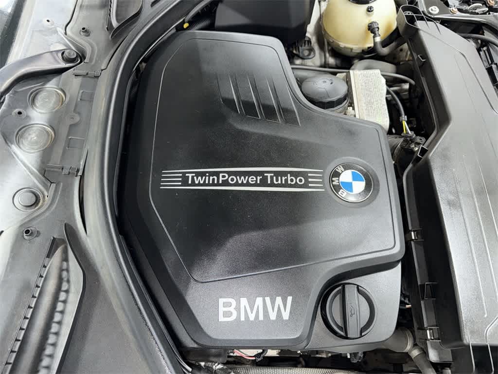 Thumbnail: 2016 BMW 3 Series - 12