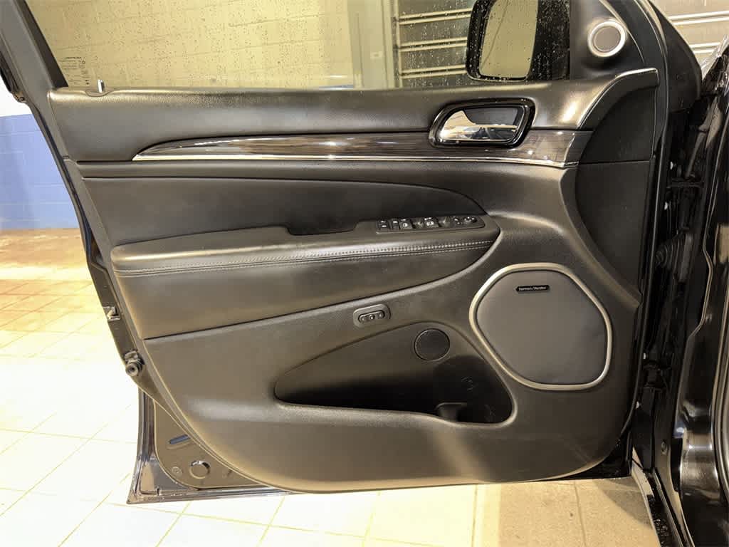 Thumbnail: 2019 Jeep Grand Cherokee - 35