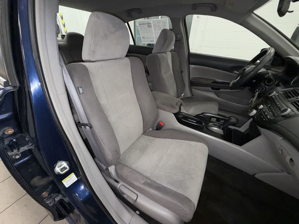 Thumbnail: 2009 Honda Accord - 15