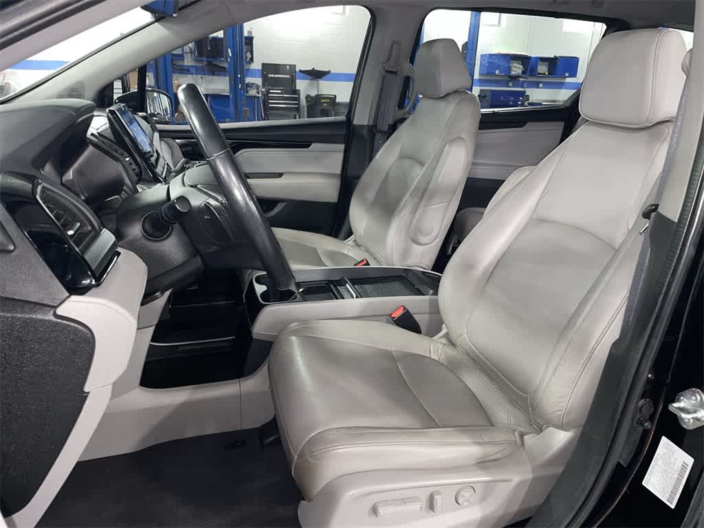 Thumbnail: 2022 Honda Odyssey - 14