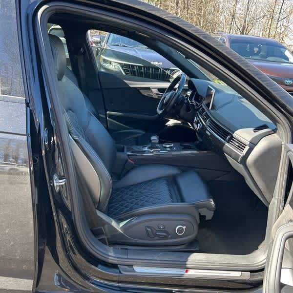 Thumbnail: 2018 Audi S4 - 13