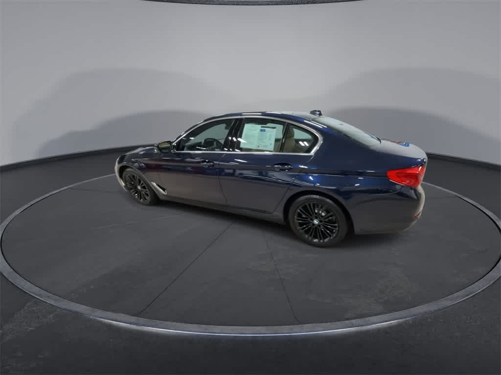 Thumbnail: 2019 BMW 5 Series - 6