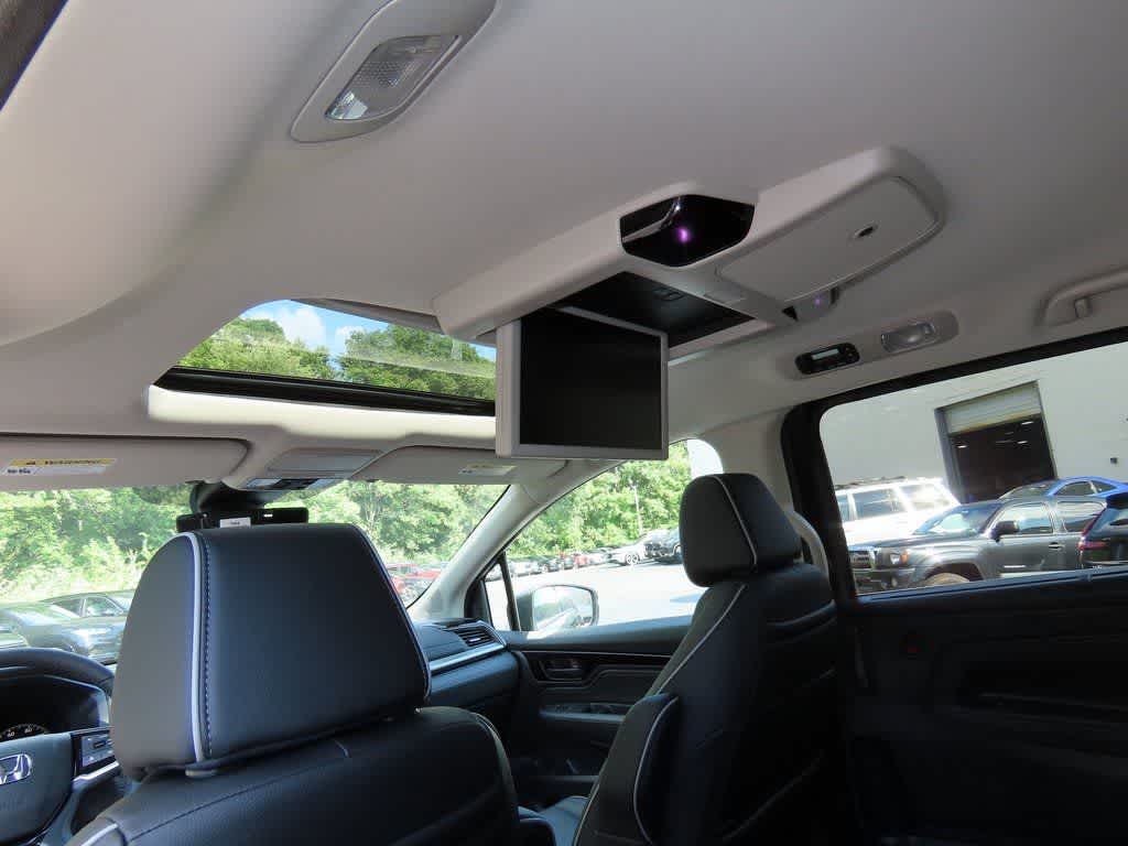 Thumbnail: 2026 Honda Odyssey - 17