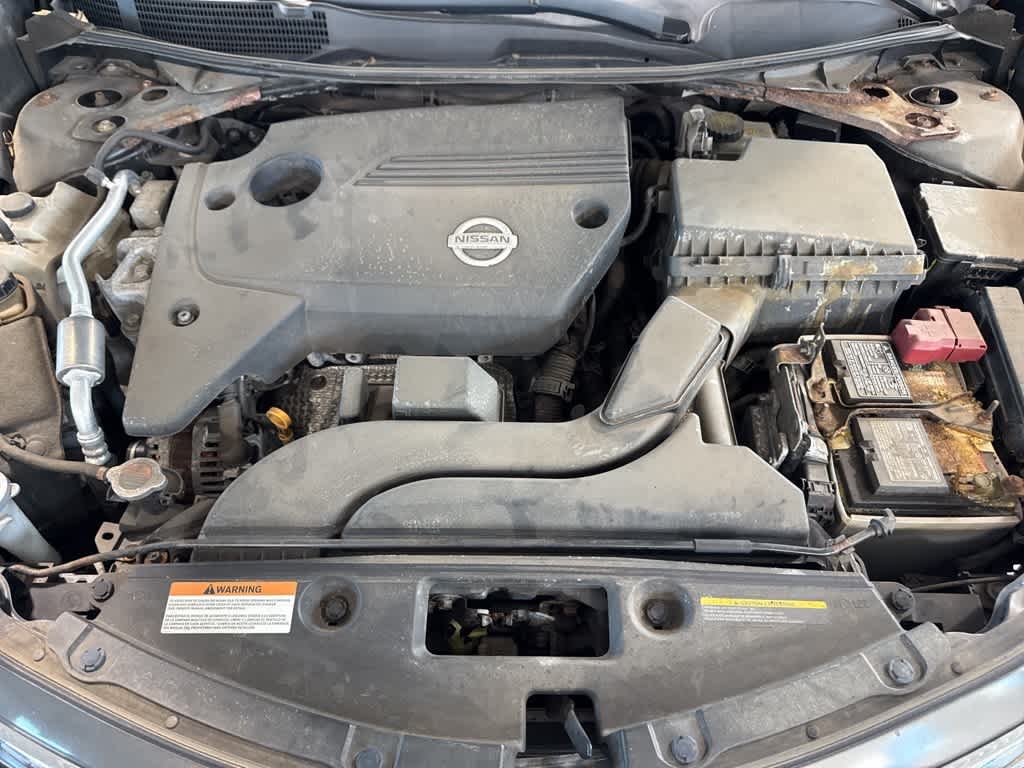 Thumbnail: 2014 Nissan Altima - 23