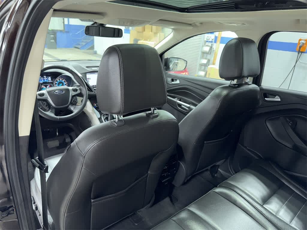 Thumbnail: 2013 Ford Escape - 30