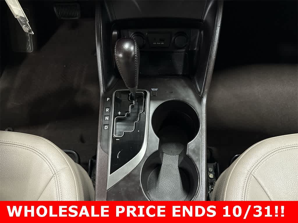 Thumbnail: 2011 Hyundai Tucson - 30