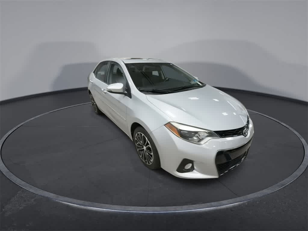 Thumbnail: 2016 Toyota Corolla - 2