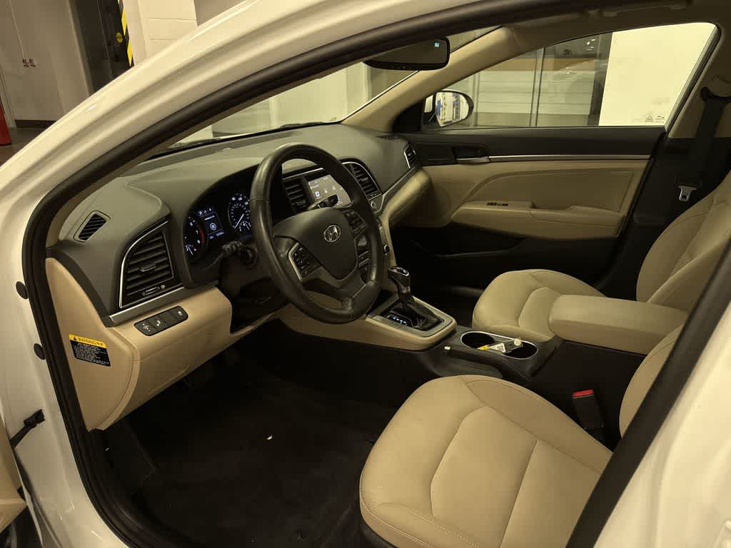 Thumbnail: 2018 Hyundai Elantra - 27
