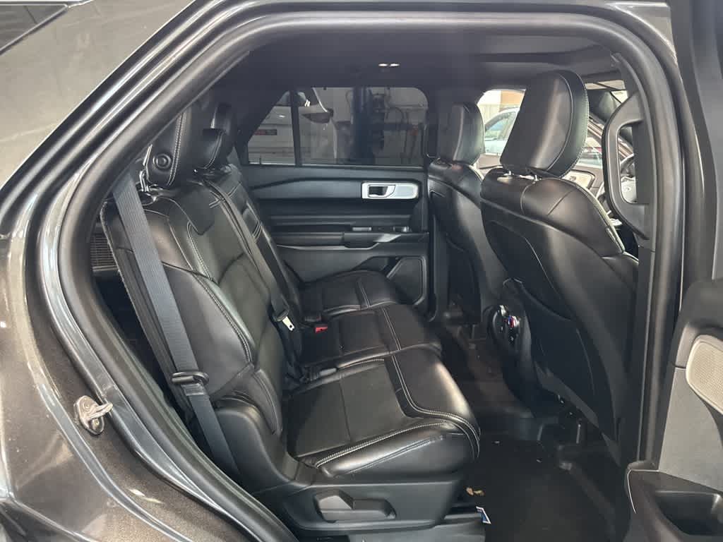 Thumbnail: 2020 Ford Explorer - 20