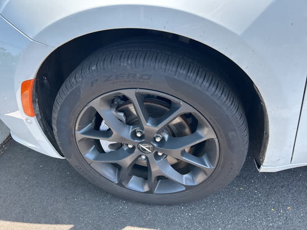 Thumbnail: 2022 Chrysler Pacifica - 12