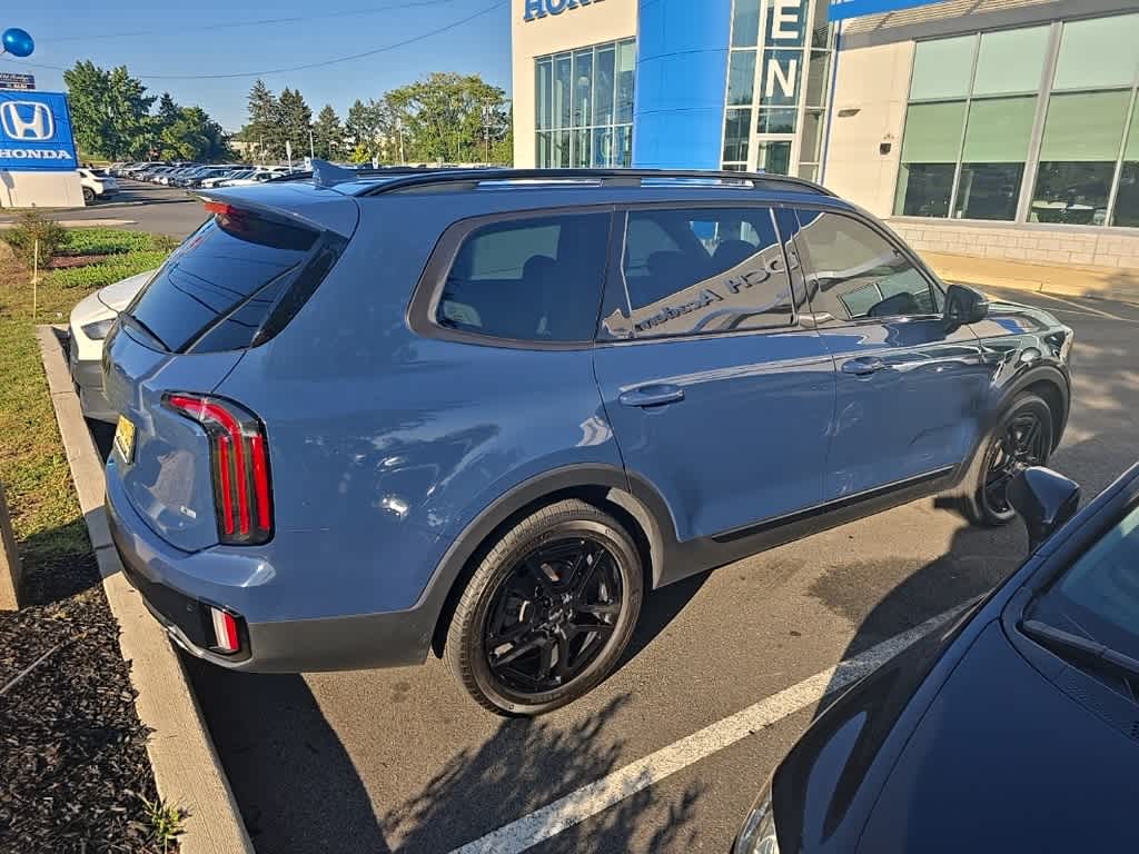Thumbnail: 2023 Kia Telluride - 4