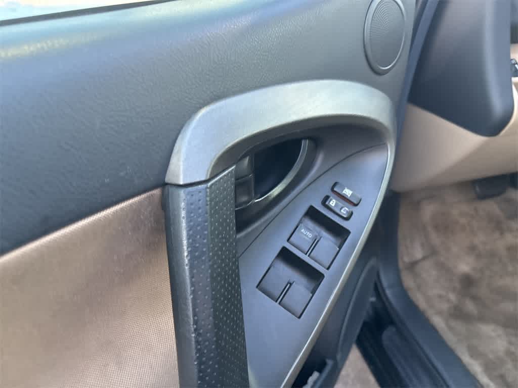 Thumbnail: 2011 Toyota RAV4 - 4