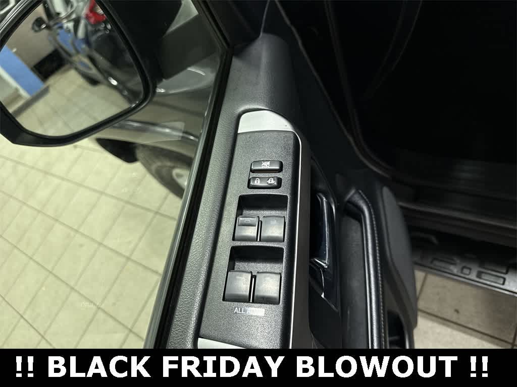 Thumbnail: 2020 Toyota 4Runner - 22