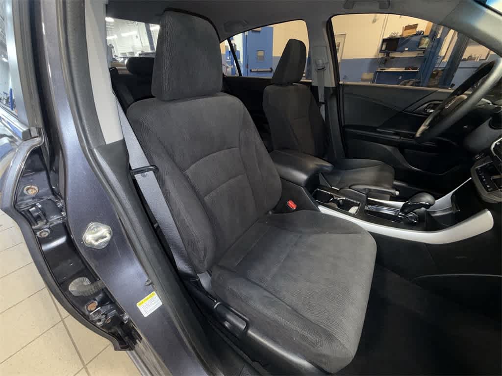 Thumbnail: 2013 Honda Accord - 16