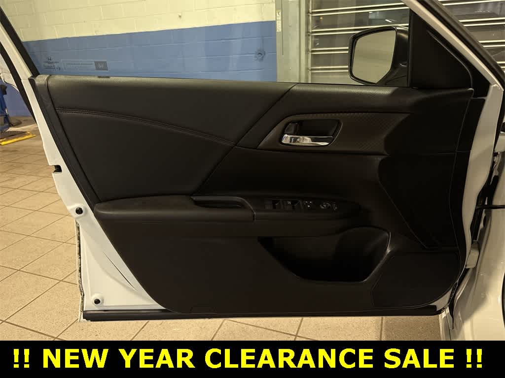 Thumbnail: 2017 Honda Accord - 28