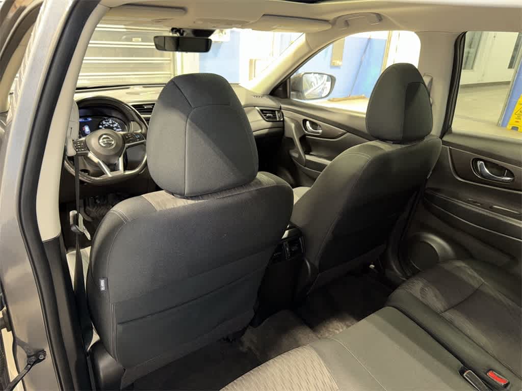 Thumbnail: 2019 Nissan Rogue - 28