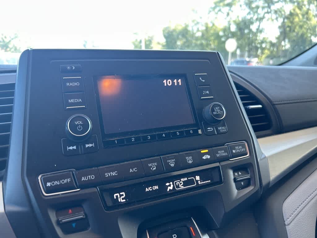 Thumbnail: 2018 Honda Odyssey - 22