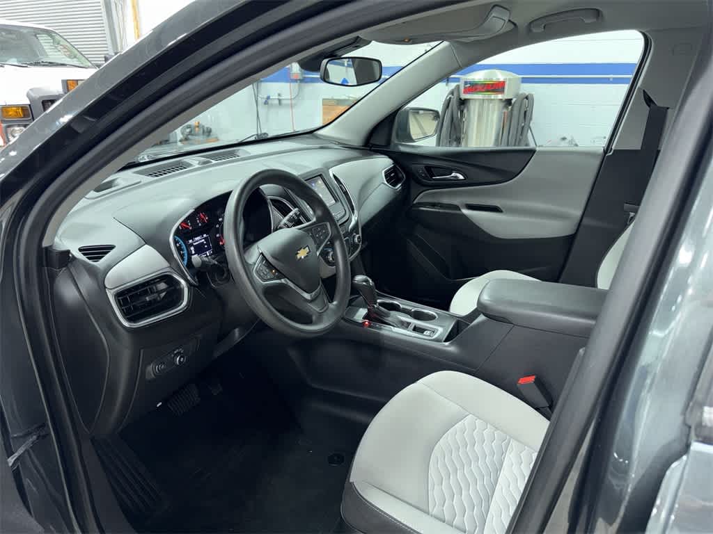 Thumbnail: 2020 Chevrolet Equinox - 26