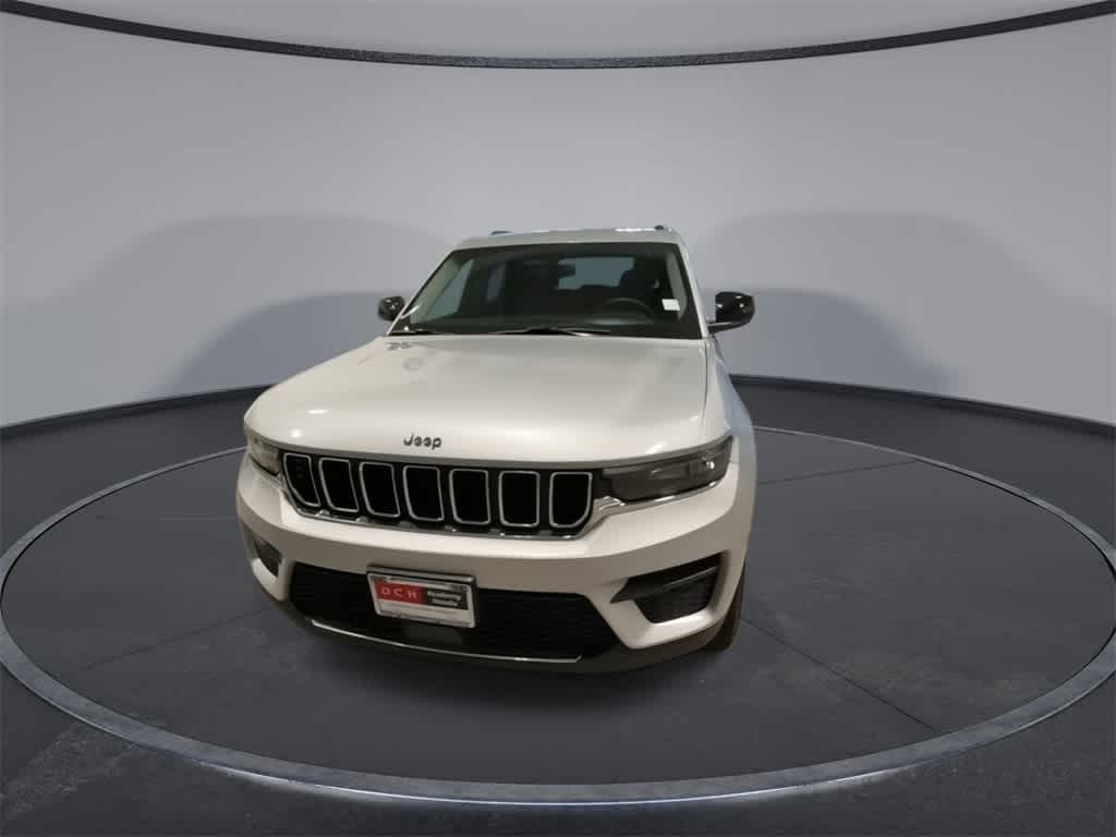 Thumbnail: 2023 Jeep Grand Cherokee - 3