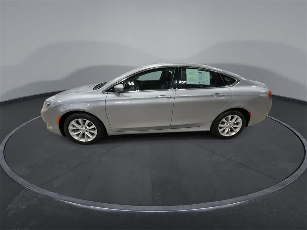 Thumbnail: 2015 Chrysler 200 - 5