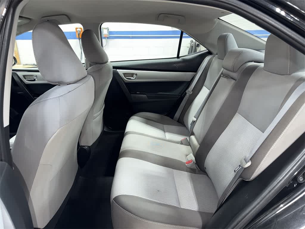Thumbnail: 2018 Toyota Corolla - 17