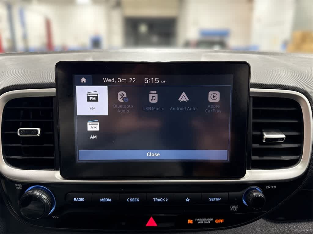 Thumbnail: 2023 Hyundai Venue - 20