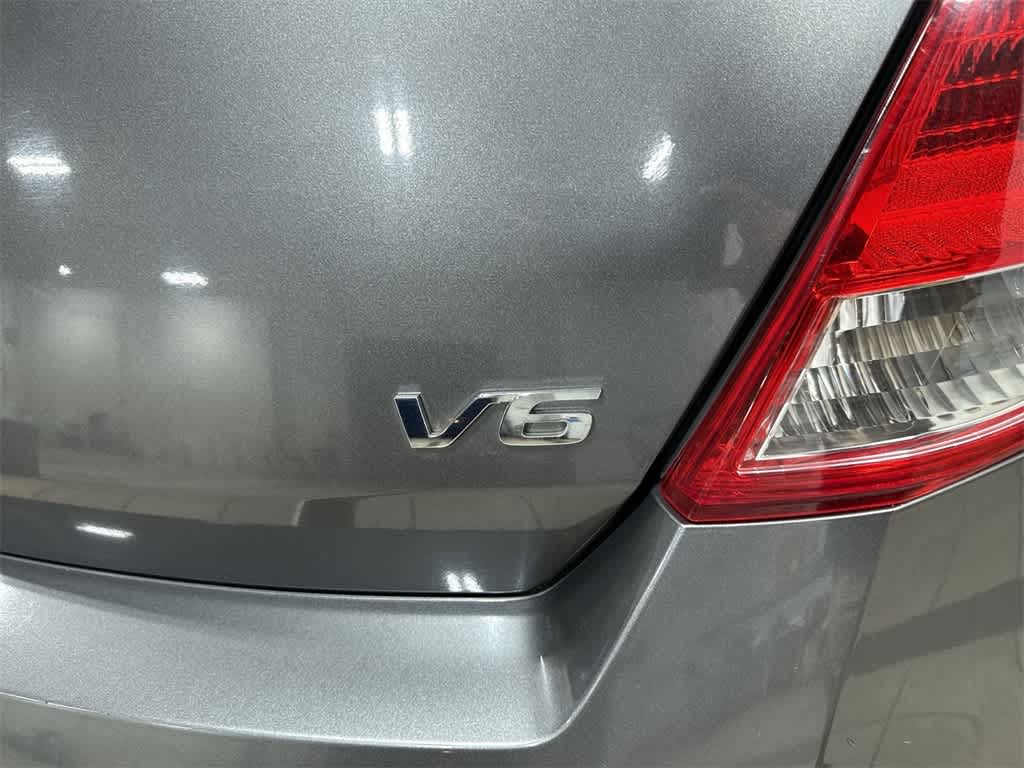 Thumbnail: 2011 Honda Accord - 25