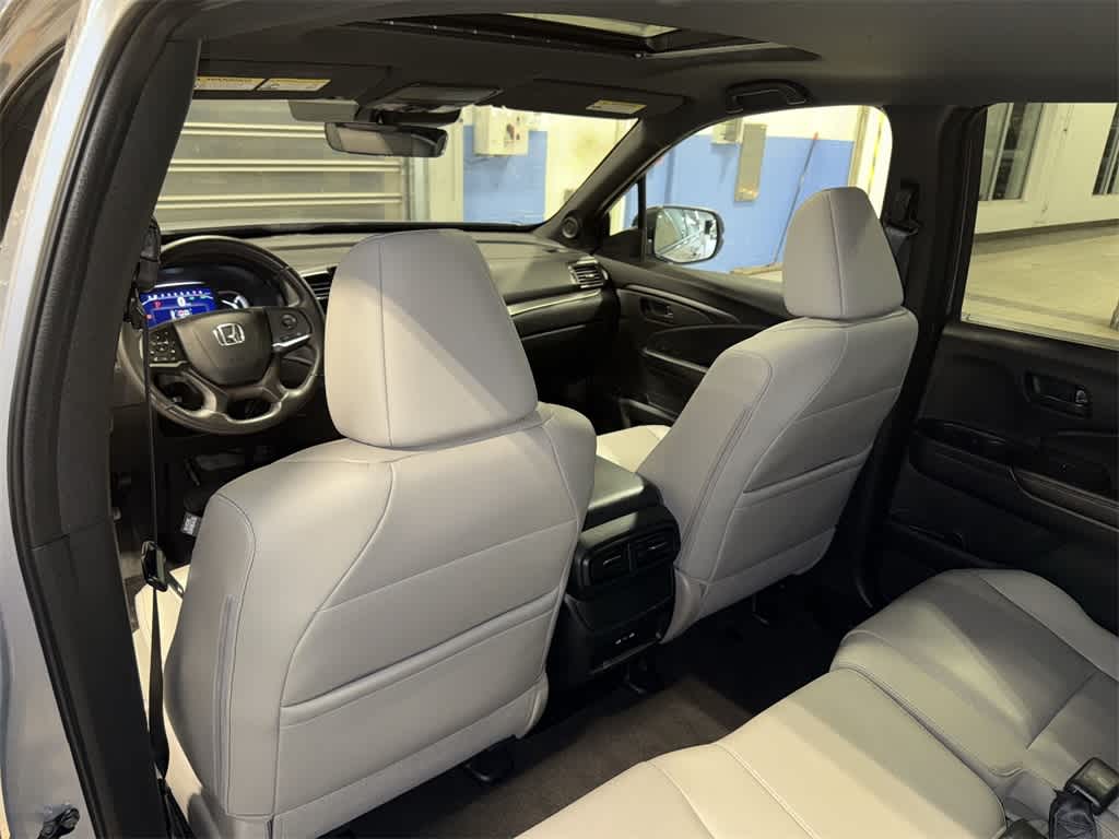 Thumbnail: 2025 Honda Passport - 28