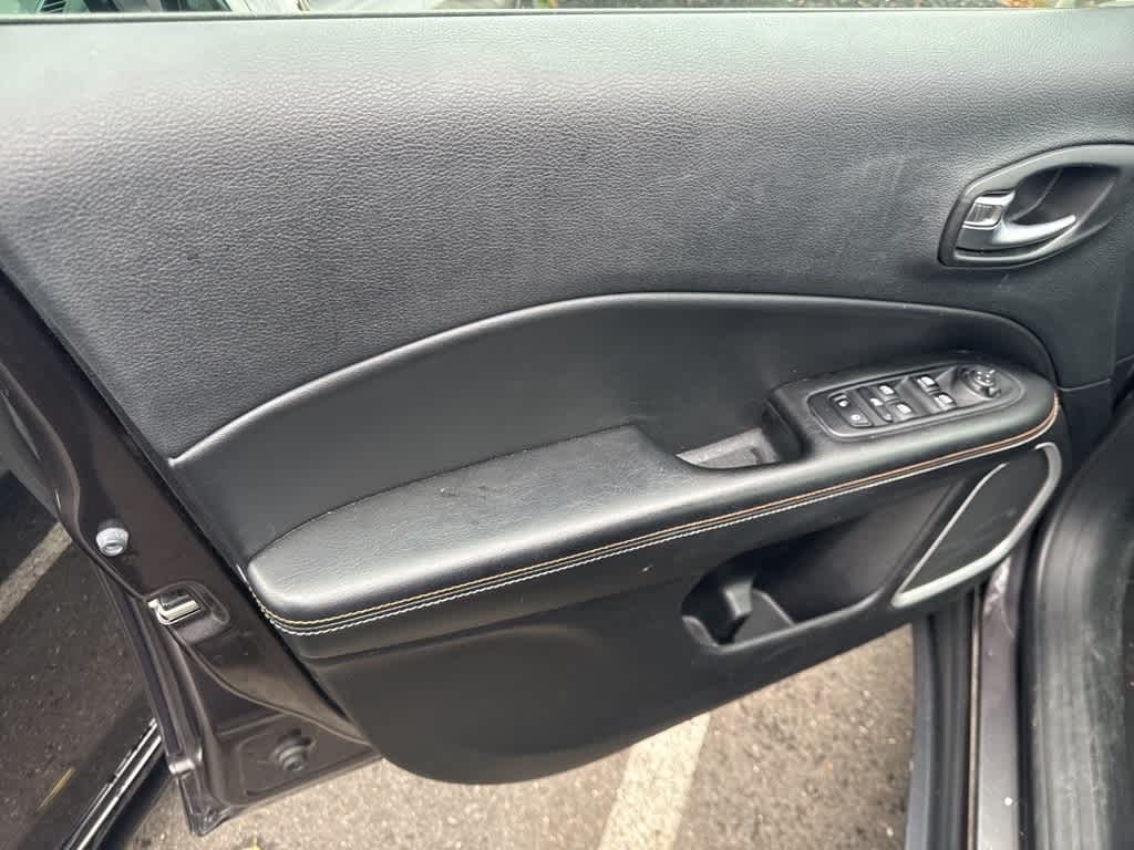 Thumbnail: 2019 Jeep Compass - 5