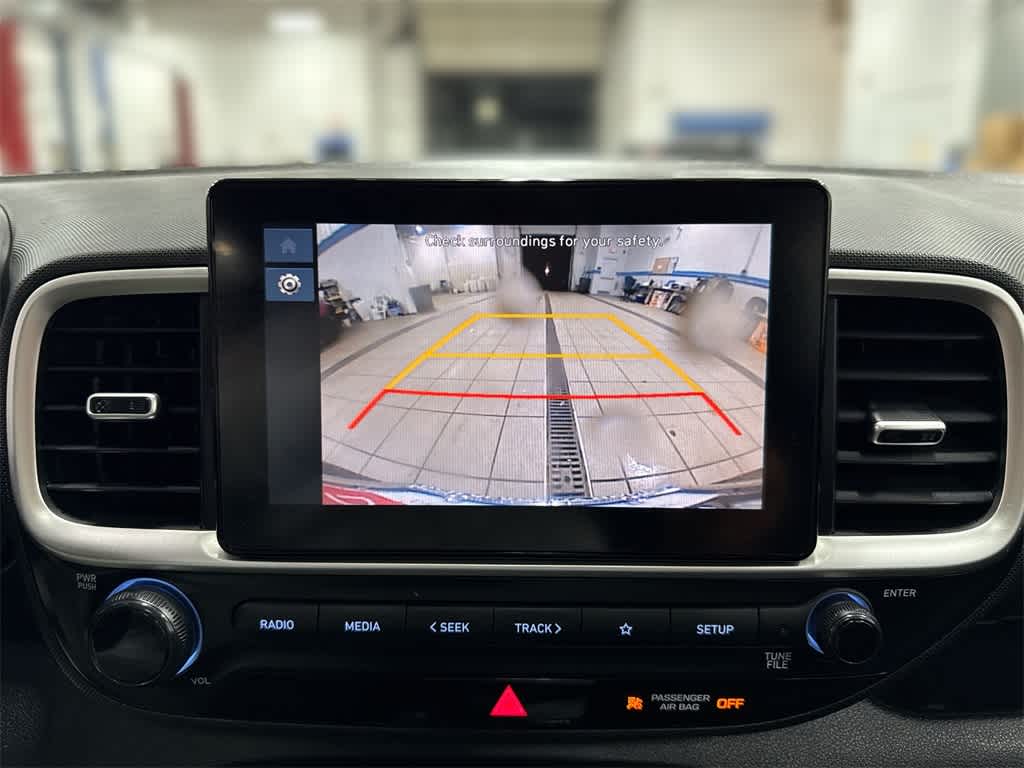 Thumbnail: 2023 Hyundai Venue - 24