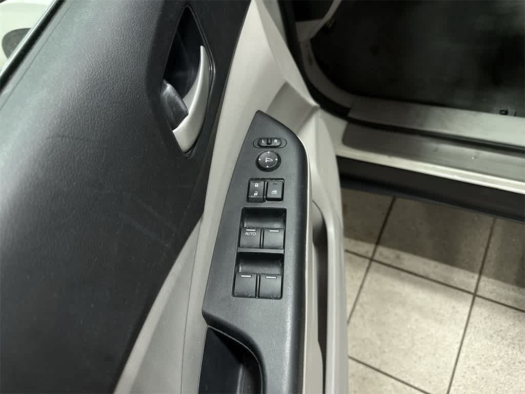 Thumbnail: 2013 Honda CR-V - 22