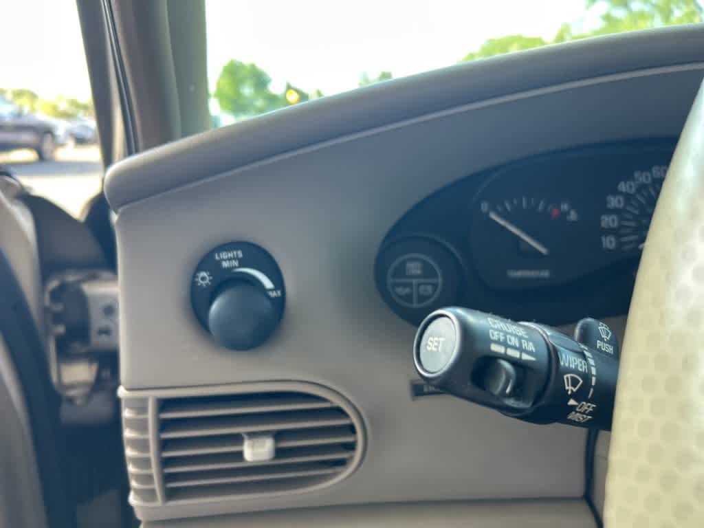 Thumbnail: 1999 Buick Century - 17