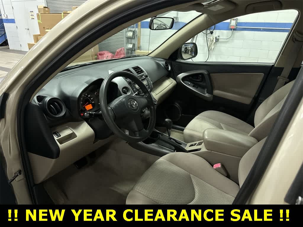 Thumbnail: 2006 Toyota RAV4 - 25