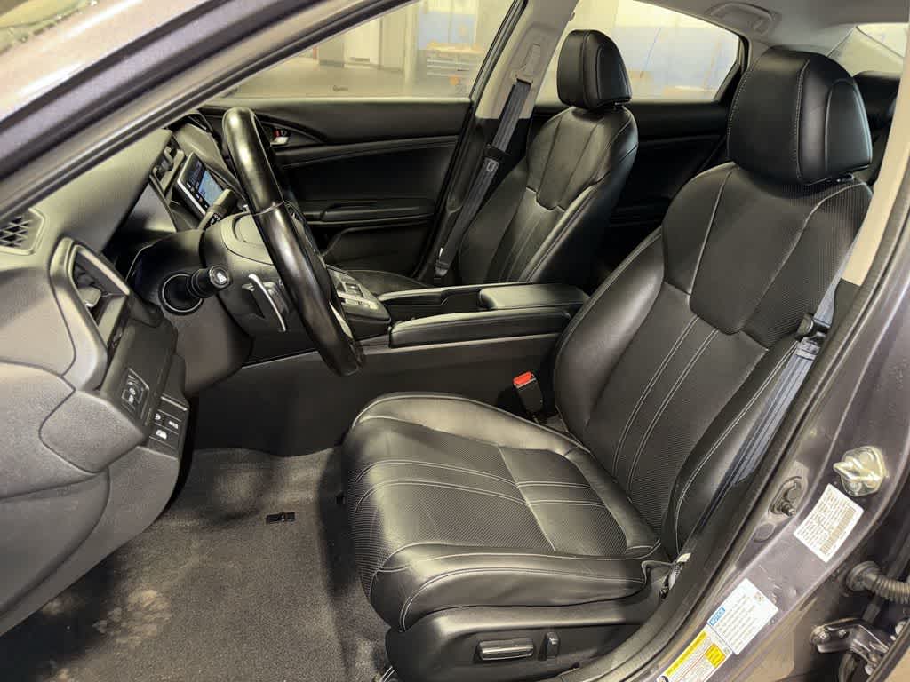 Thumbnail: 2020 Honda Insight - 15