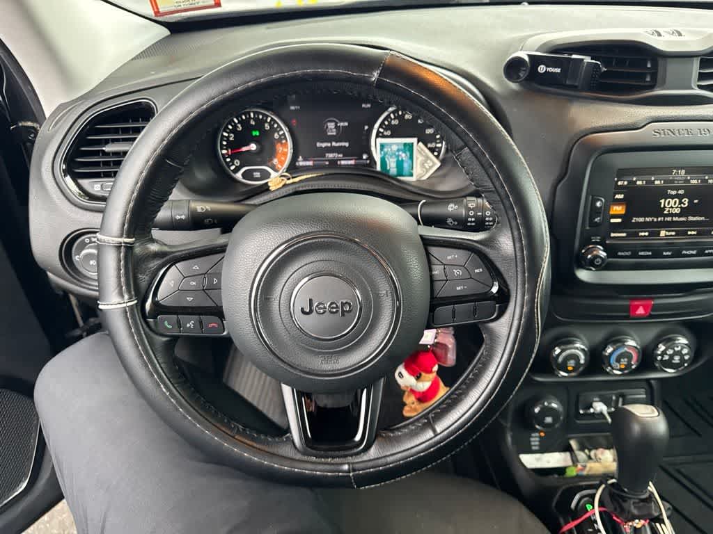 Thumbnail: 2017 Jeep Renegade - 9