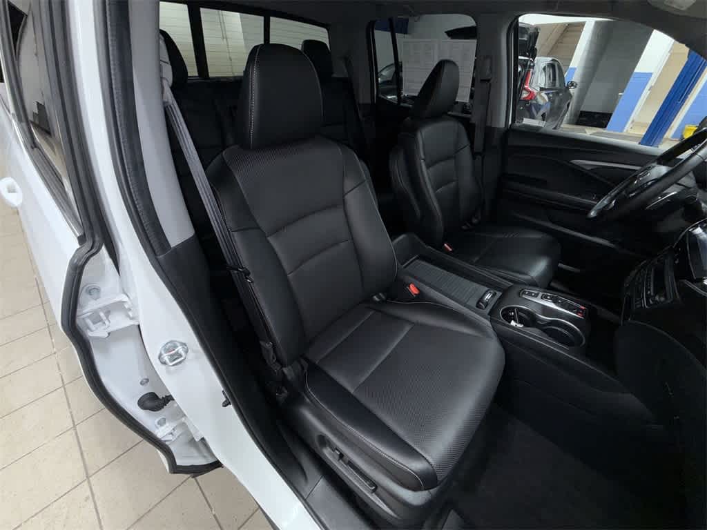 Thumbnail: 2023 Honda Ridgeline - 16