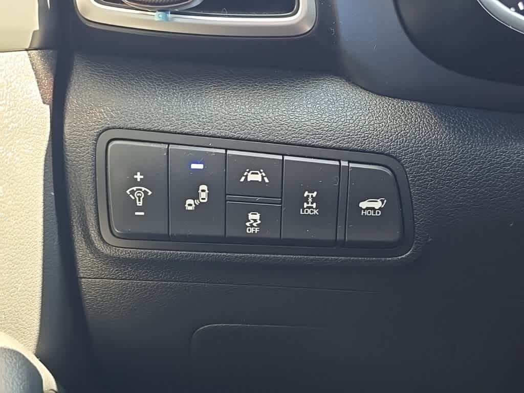 Thumbnail: 2019 Hyundai Tucson - 8