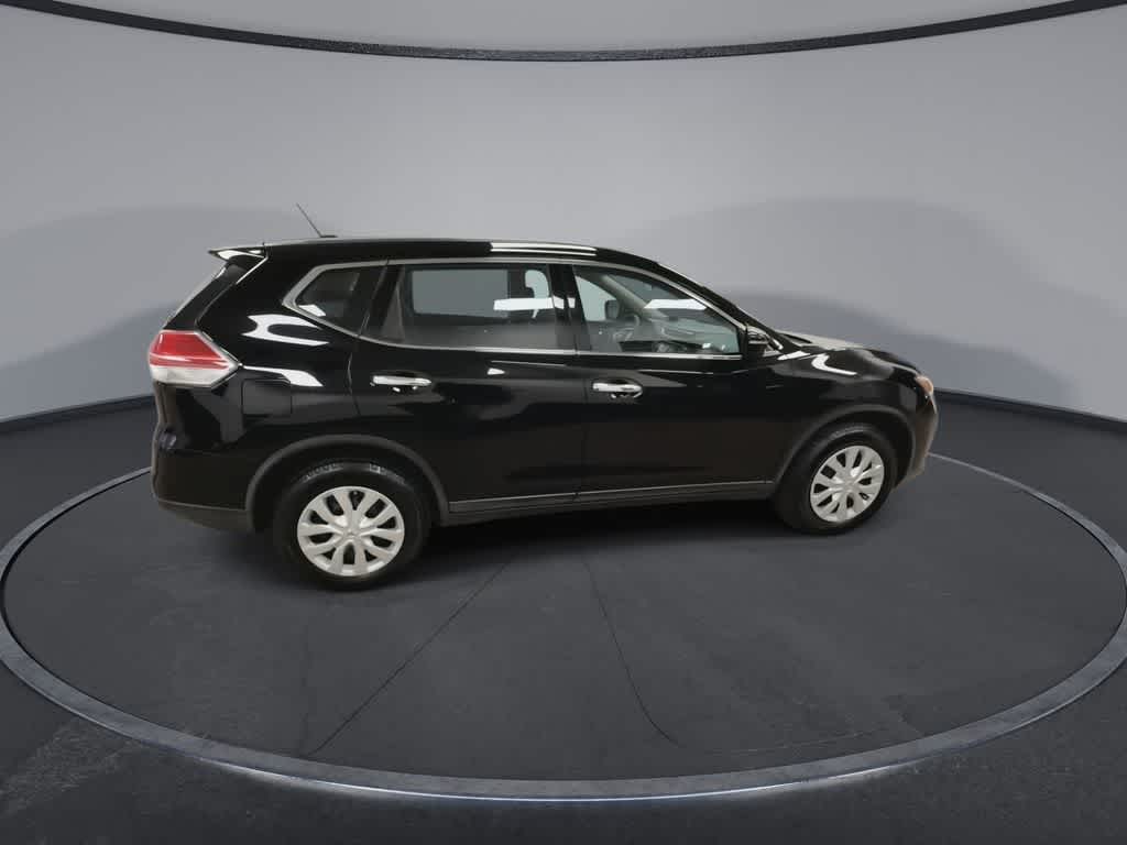 Thumbnail: 2015 Nissan Rogue - 9