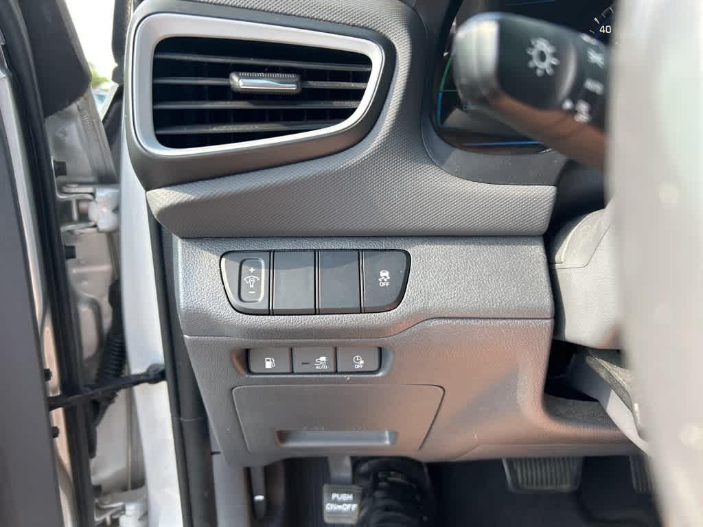 Thumbnail: 2019 Hyundai Ioniq - 20