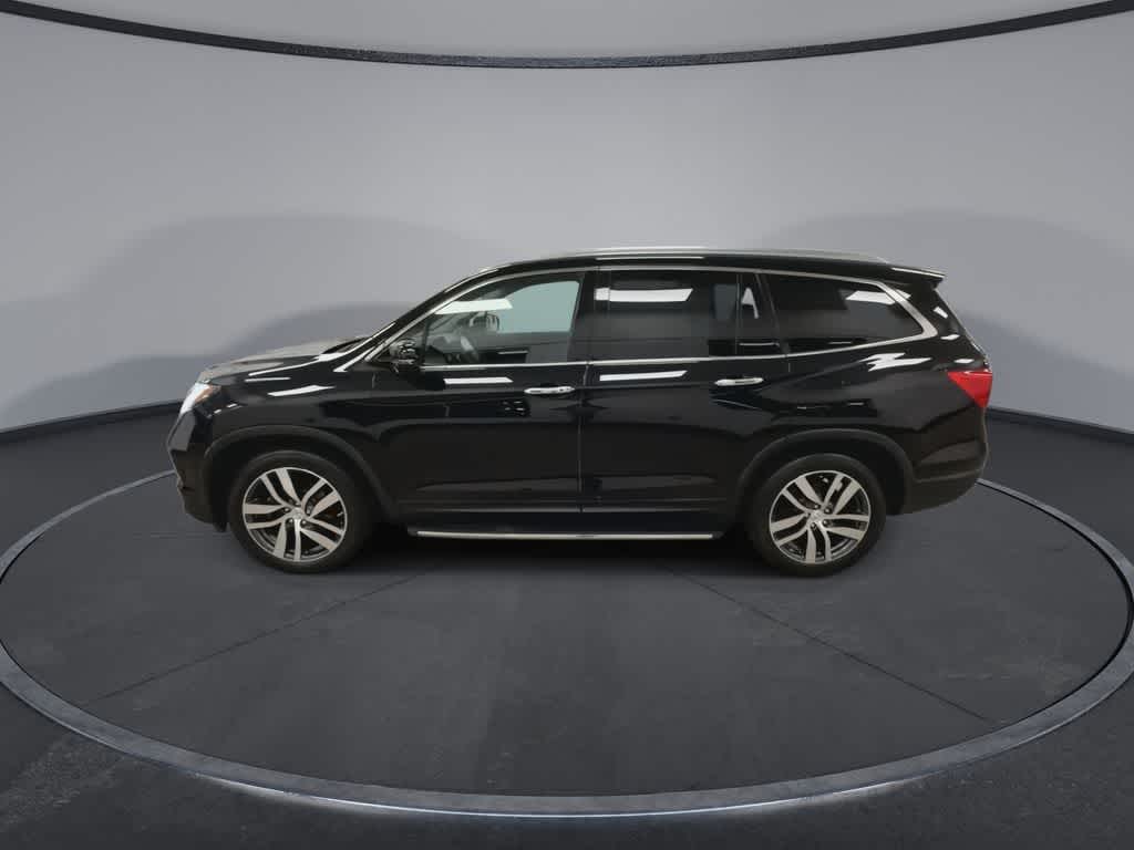 Thumbnail: 2017 Honda Pilot - 5