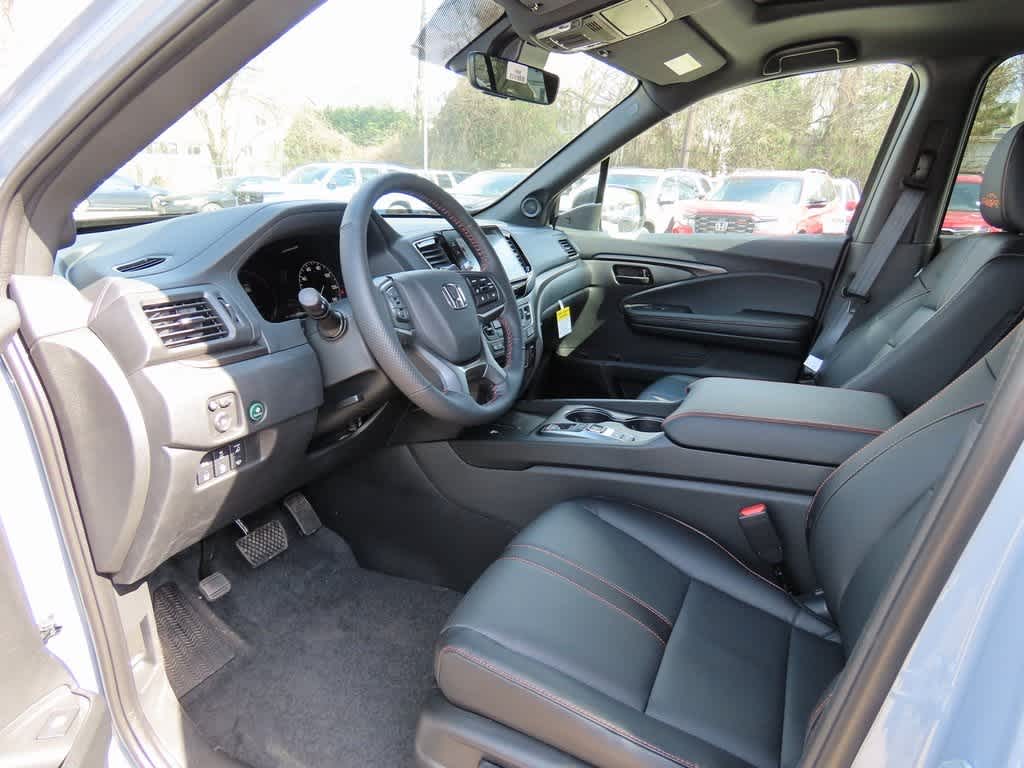 Thumbnail: 2025 Honda Ridgeline - 2