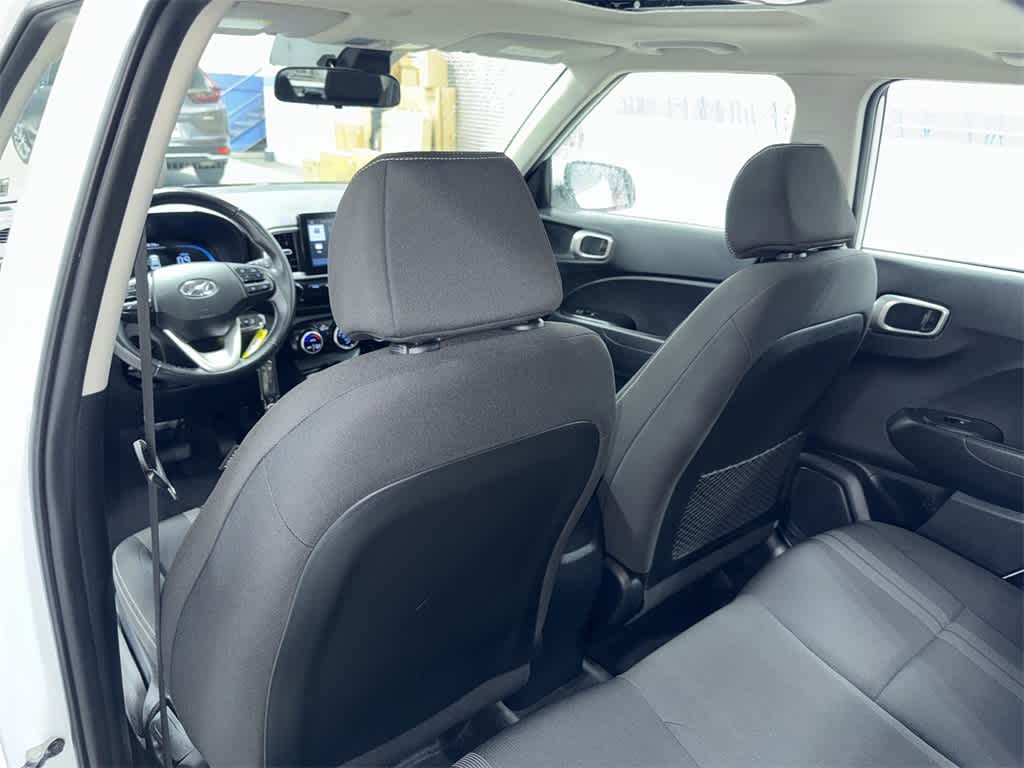 Thumbnail: 2023 Hyundai Venue - 26