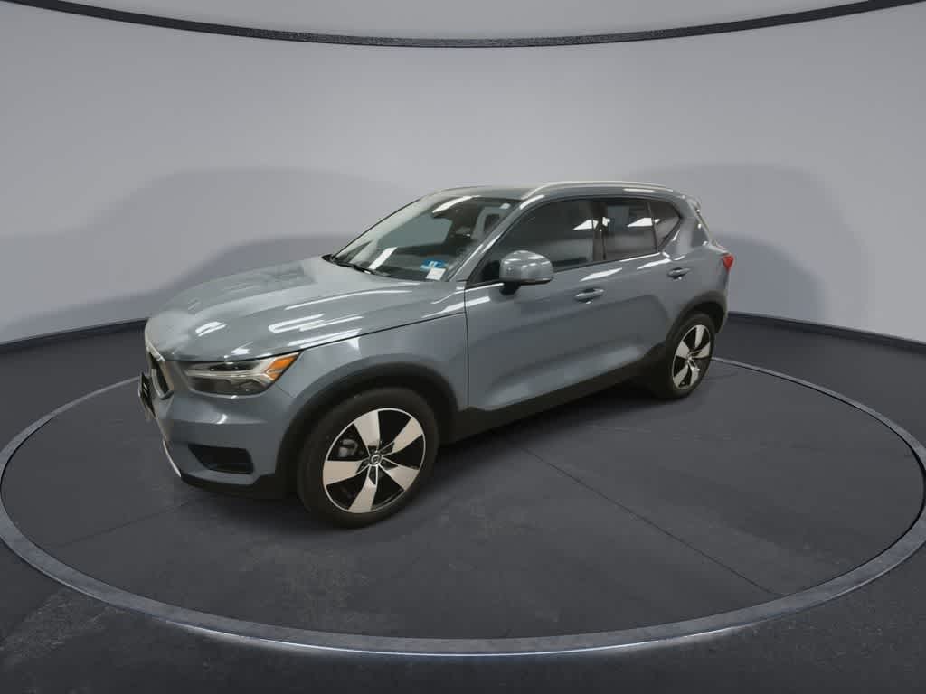 Thumbnail: 2020 Volvo XC40 - 4