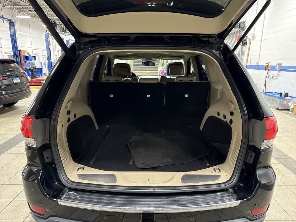 Thumbnail: 2015 Jeep Grand Cherokee - 11