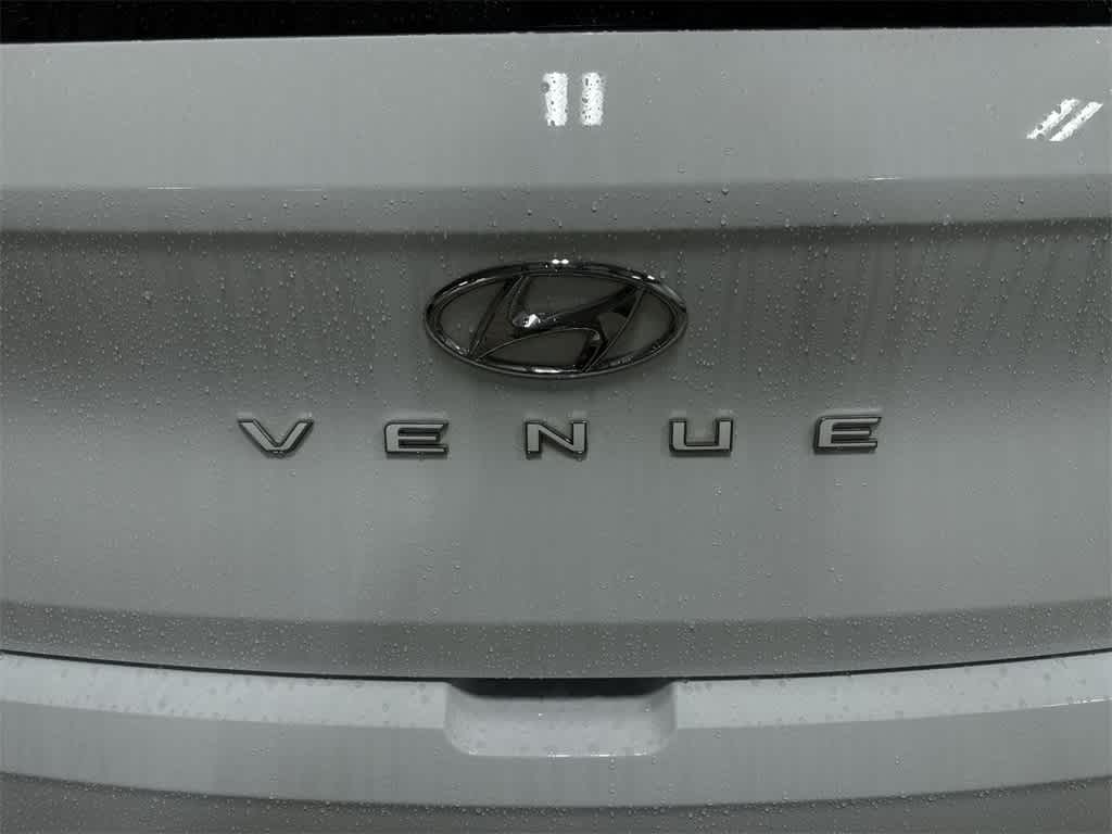 Thumbnail: 2023 Hyundai Venue - 25