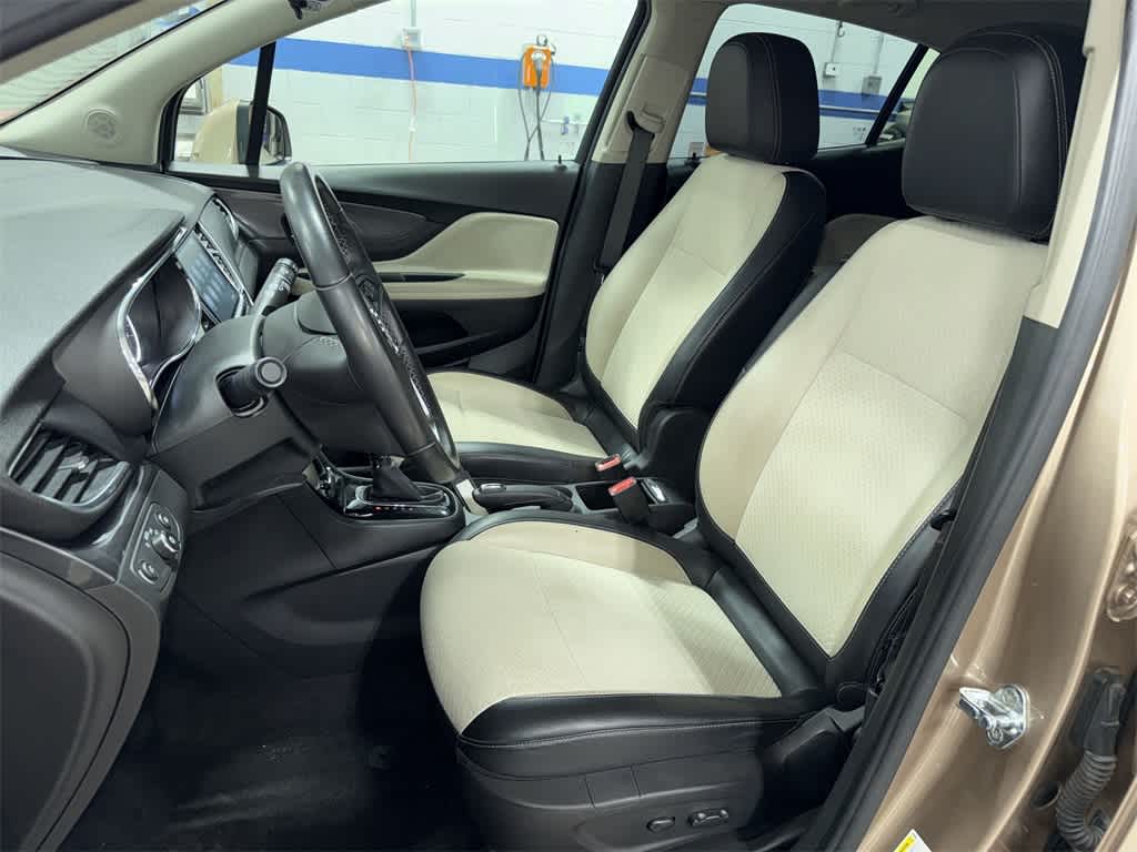 Thumbnail: 2019 Buick Encore - 15